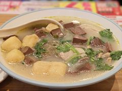 -小杨生煎(金山百联购物中心3楼店)