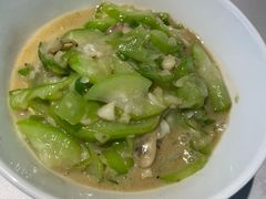 -费大厨辣椒炒肉(高铁吾悦广场店)