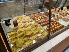 -Dough&Joe团憩(瑞虹天地月亮湾店)