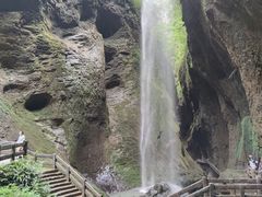 -龙水峡地缝景区