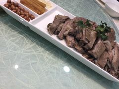 -伊和园清真餐饮