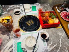 -禄婶鸡煲·打边炉