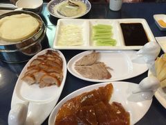 -鸭王烤鸭店(三里河店)