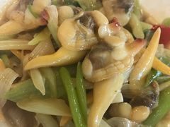 -赶海部落海鲜城(海阳路店)