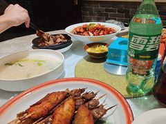 -茸梅路右拐龙虾-农家菜(松江店)