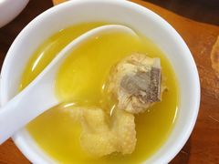 养颜花胶鸡-捞围鲜·港式打边炉(海阳路店)