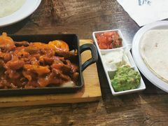 -Famous肥猫墨西哥音乐餐吧(五棵松华熙LIVE店)