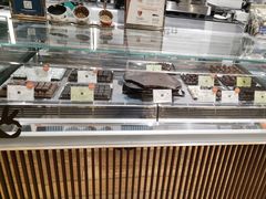 -VENCHI 闻绮(上海佛罗伦萨小镇店)