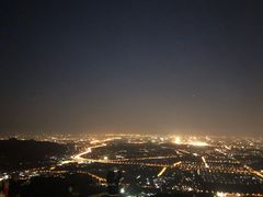 -鬼笑石后山停车场