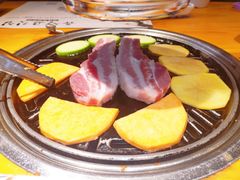 -唯成•韩国炭火烤肉 유성고기