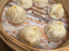 招牌蟹黄小笼-南翔馒头店(豫园店)