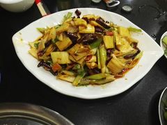 -瑞杰烧烤店·24小时营业(山东路店)