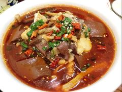 -胡子饮食店