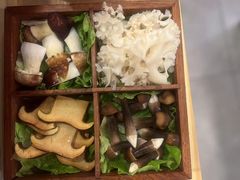 -椰子湾·海南火锅·糟粕醋·椰子鸡(正大广场店)