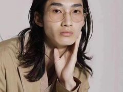 -翰佐蔡司小乐圆·依视路星趣控·暴龙眼镜折扣店