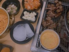 -肉甲韩国木炭烤肉(新壹街1店)