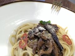 牛肝菌奶油意面-POKEE VIA&Brunch·维娅(重庆来福士店)