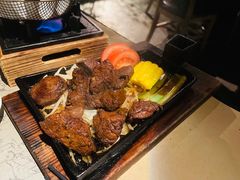 -穹六人间 people 6(岳阳路店)