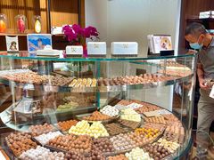 -Laderach 莱德拉(上海环贸iapm店)