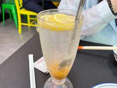 -左记港食(融科天城店)
