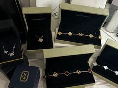 -小飞侠奢侈品回收 寄卖 养护(宝山宝龙广场店)