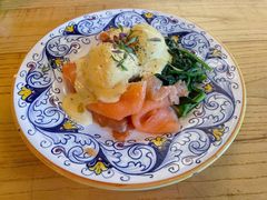 三文鱼班尼迪克-Alimentari早午餐(安福路店)