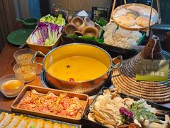 -花菇朵·云山雀 ll 野生菌锅·野果酸汤·精品滇菜(万柳店)