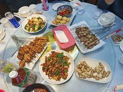 -新哥小串·臭米线(风尚米兰店)