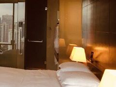 -广州天河希尔顿酒店