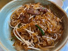 -深圳富苑皇冠假日套房酒店