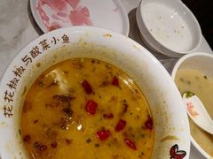 -渝是乎酸菜鱼(龙旗购物中心店)