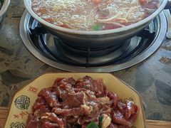 -黄利砖万峰林布依特色酸笋牛肉馆