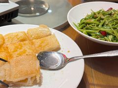 -黄泥岗·地道湖北菜(奥特莱斯店)