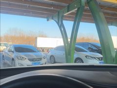 -窦店服务区-停车场