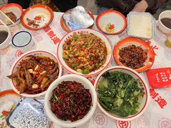 -堂瓦里·33年传统赣菜(第一街区店)