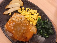 香辣烤肠配黑椒鸡排-萨莉亚(百信广场店)