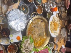 -顶顶汤火牛排火锅·经典铜锅涮肉