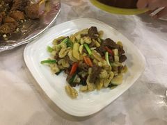 -口衣记鸡饭店