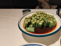 -八府香鸭·啫啫煲(华山路店)