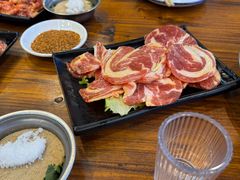 -韩风烤牛肉冷面店