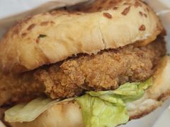 -必胜客(欢乐颂店)