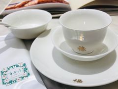 -香港百合居(LCM置汇旭辉广场店)