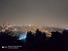 -鬼笑石后山停车场