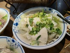 -肖四女乐山跷脚牛肉(世博源店)