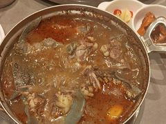 -黑金·寻焰自助百汇·烤肉·火锅(中街店)