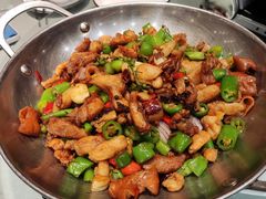 -辛香味烧鱼馆·非遗技艺·排骨红烧肉(光谷医药园店)
