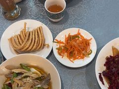 -汗腾格里·风味餐厅(新疆驻京办店)