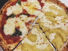 双拼披萨-Primo·丽莫意大利窑烤披萨