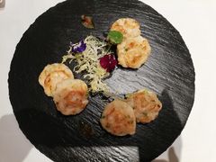 顺德风味煎虾饼-Yan Ting 宴庭中餐厅(上海静安瑞吉酒店)