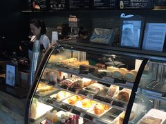 -星巴克(上海虹桥南丰城办公楼店)